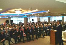 MILO DJUKANOVIĆ NA SJEDNICI OPŠTINSKOG ODBORA DPS ROŽAJE Foto: Japan Times