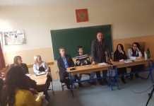 U GIMNAZIJI PREDAVANJE PROTIV VRŠNJAČKOG NASILJA