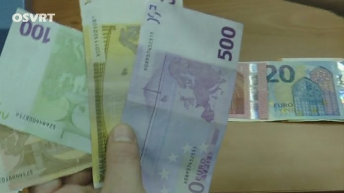 Kako prepoznati lažne novčanice (video)