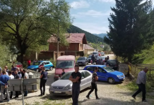 Mještani Hurija blokirali put