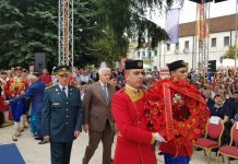 Marković: Crkvi božiji, Vladi zemaljski zakoni