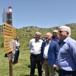duko-markovi—obilazak-lokaliteta-na-kojem-e-se-graditi-ski-centar-tedim–hajla_48169140876_o