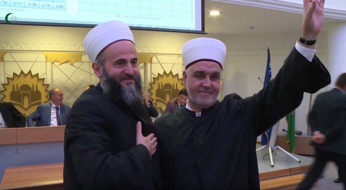 Zukorlić čestitao Kavazoviću: Mi smo jedna strana