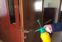 Direktor Uprave carina donirao Opštini Rožaje sredstva za dezinfekciju