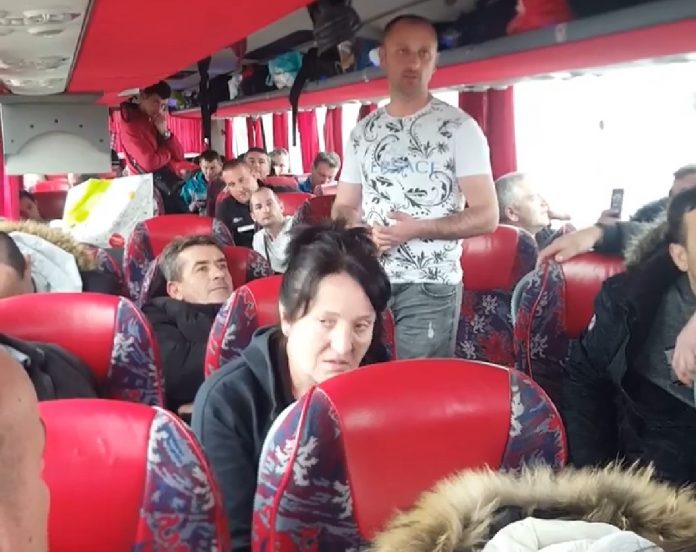 Državljani Crne Gore blokirani između Austrije i Mađarske
