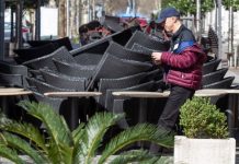 Fizička distanca u kafanama smanjiće broj i gostiju i konobara