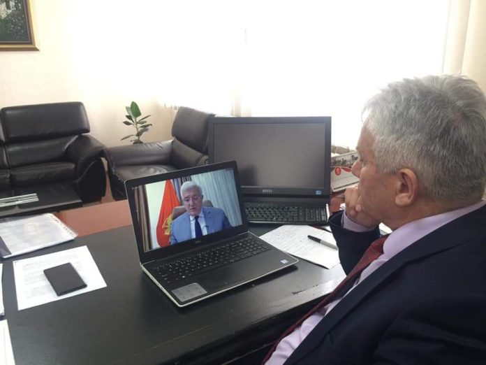 Premijer Marković na virtuelnom sastanku AmCham