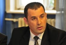 Šćekić: Neću potpisati predlog da Ratko Mladić dobije ulicu