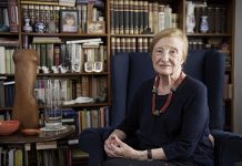Latinka Perović: Stavom o Srebrenici Vlada sebe trajno legitimisala
