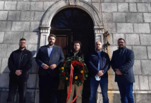 Grupa građana položila vijenac: Svome kralju viteškome. Građani Crne Gore i Cetinja