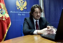 SD poziva Sekulovića: MUP da izbriše iz spiska sve koji imaju prebivalište u dvije države