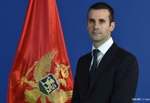 Ministar Spajić donirao platu za liječenje dječaka Rifata i Abaza iz Rožaja