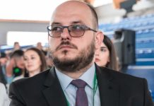 Manjinska vlada da ne donosi odluke koje bi izazvale nestabilnost