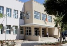 Od danas u OŠ „Savo Pejanović“: Đaci ostavljaju mobilni u kutiju, pa u učionicu