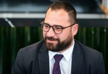 Šahmanović zbog imenovanja Dženisa Nurkovića podnio ostavku u UO Fonda za manjine