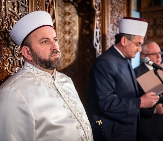 Da li je rukovodstvo BS zaboravilo kolika je moć Islamske zajednice?