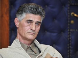 Rastoder: Neću se spuštati na njegov nivo