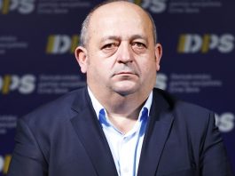 Odsustvo odlučilo: Dva odbornika sačuvala Agovića na čelu Petnjice